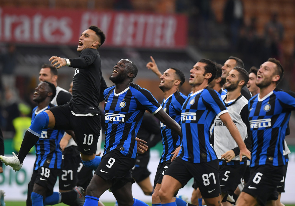 迈阿密马林鱼队球星贾恩卡洛·斯坦顿单季狂轰 59 支本垒打夺得国联 MVP