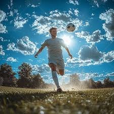 狄龙：裁判在判罚时偷笑，这种行为应该被审查