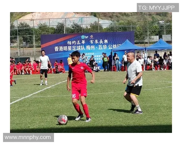 德甲-奥利塞造5球凯恩破门 拜仁6-2逆转弗赖堡