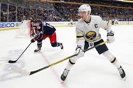 马奎尔在奥克兰时期的打击力量，被当地媒体形容为“能震碎看台玻璃”